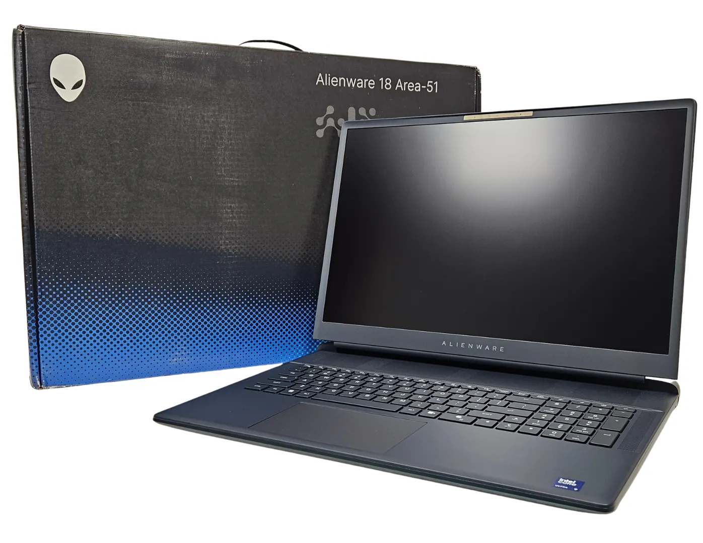 Dell Alienware 18 Area-51 - widok z przodu z ekranem włączonym